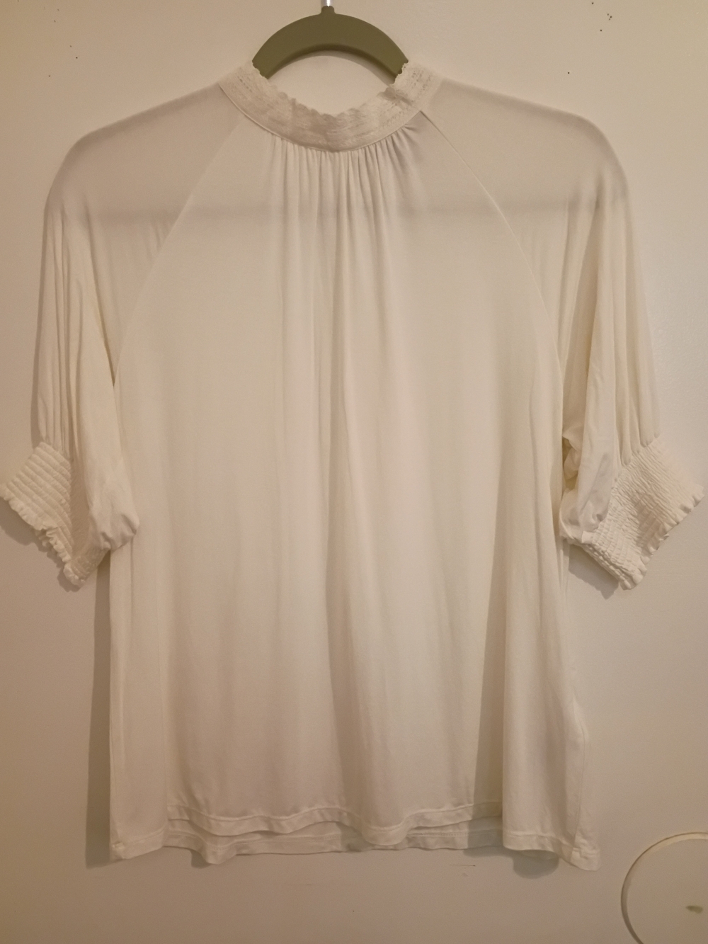 Ralph Lauren Women's Cream High-Neck Smocked Sleeve Blouse 95% Viscose Sz SP‎